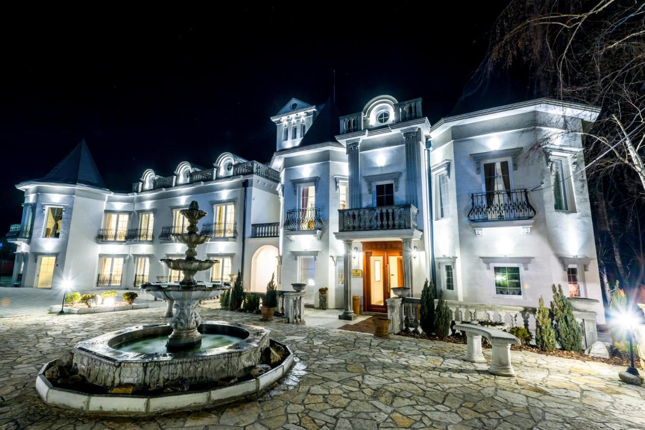Vila Jugovo S สเมเดเรโว ภายนอก รูปภาพ