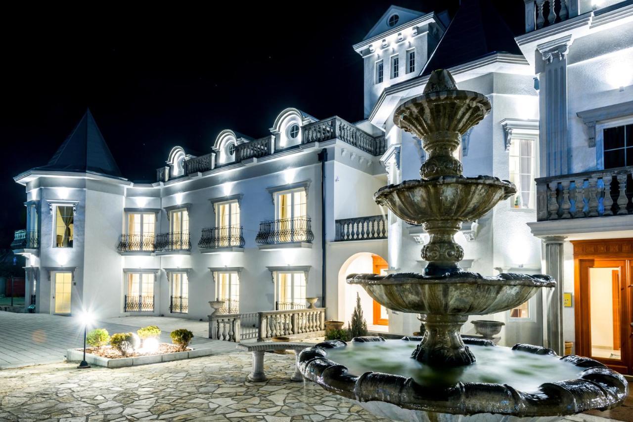 Vila Jugovo S สเมเดเรโว ภายนอก รูปภาพ